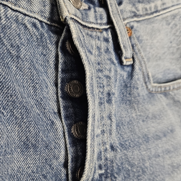 Levi's Made and Crafted 501 Original Fit Laser Cut Crop Women's Jeans Size 27/26 - Picture 5 of 9